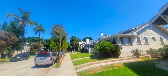 Building Photo - 6216 Bright Ave