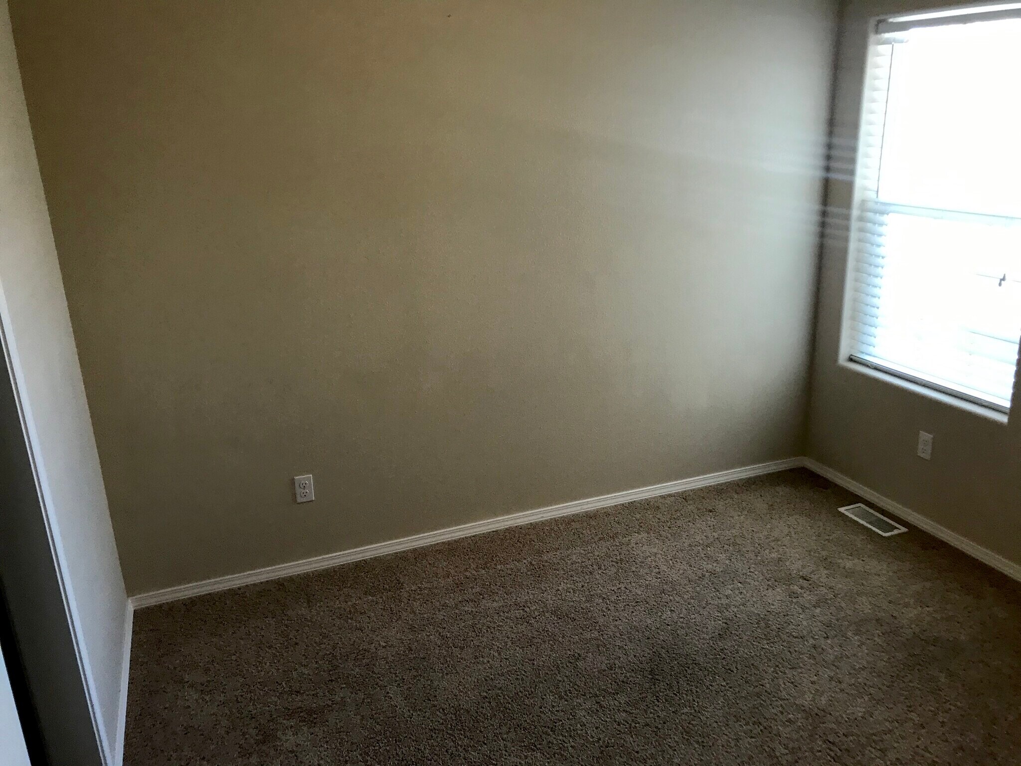 Bedroom 2 - 16089 Sunnyfield