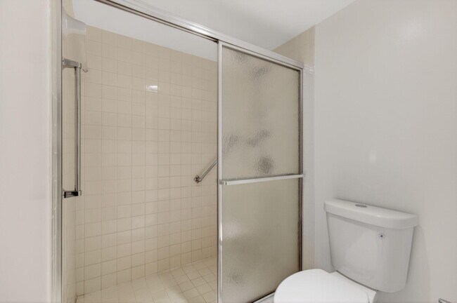 Building Photo - 3502 Bimini Ln