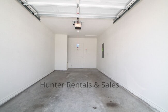 Building Photo - North Killeen Three Bedroom!