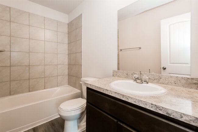Building Photo - 17119 Hailey Harbor Dr