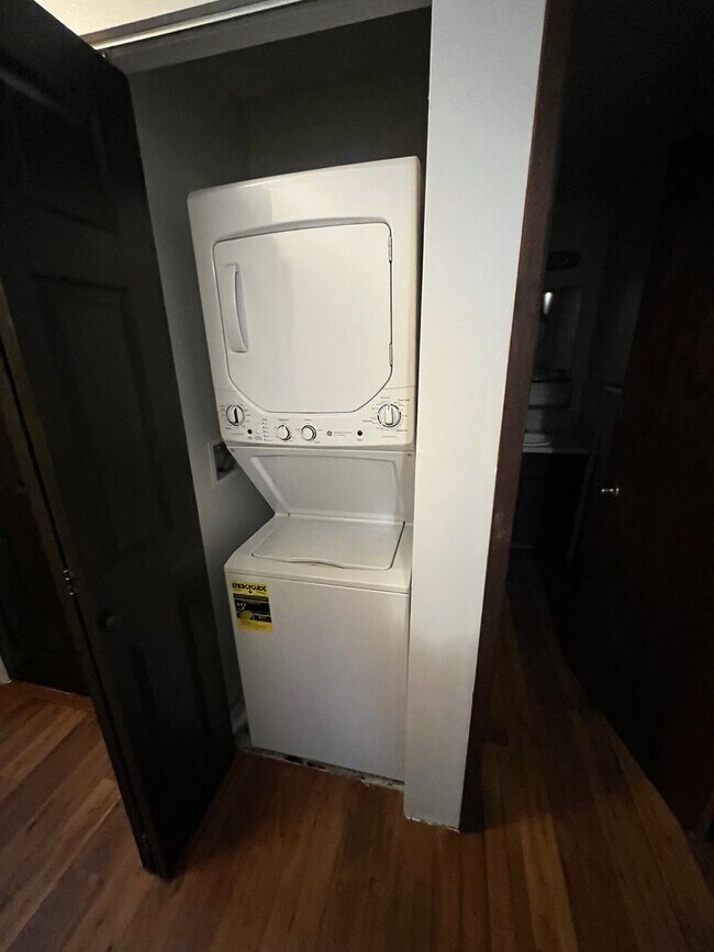 Interior Photo - Rise Apartments