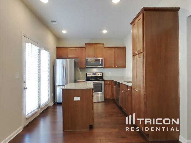 Building Photo - 508 Hickory Leaf Ct