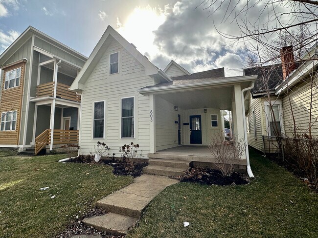 Street View - 603 E Morris St