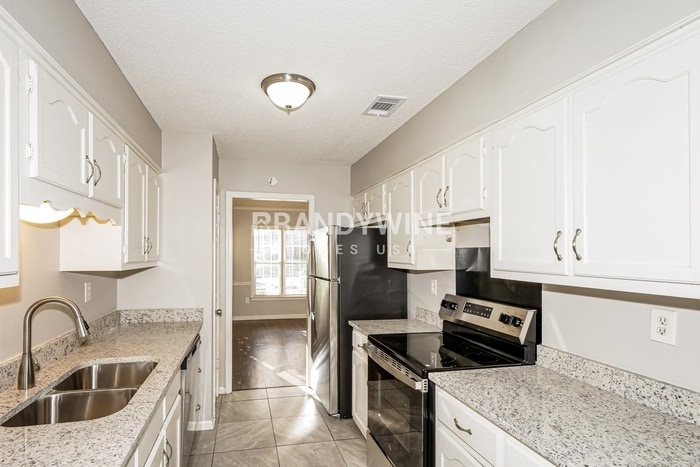 Building Photo - 4188 Sassafras River Dr