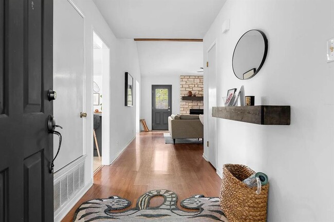 Building Photo - 8303 Red Willow Dr