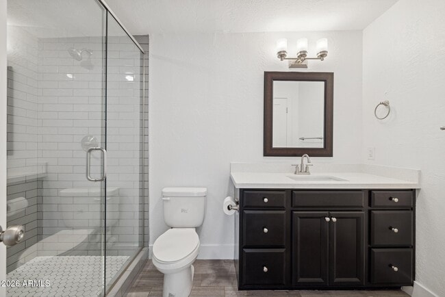 Building Photo - 1016 S Siesta Ln