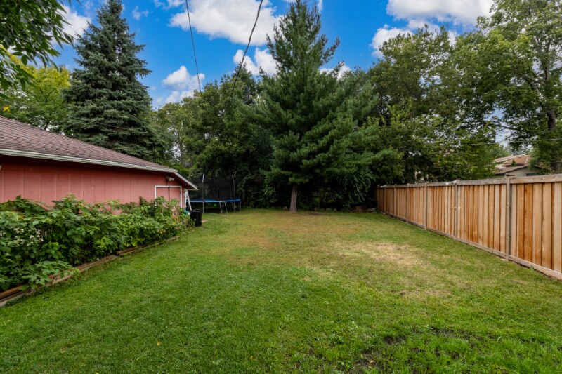 Building Photo - 1679 Hubbard Ave