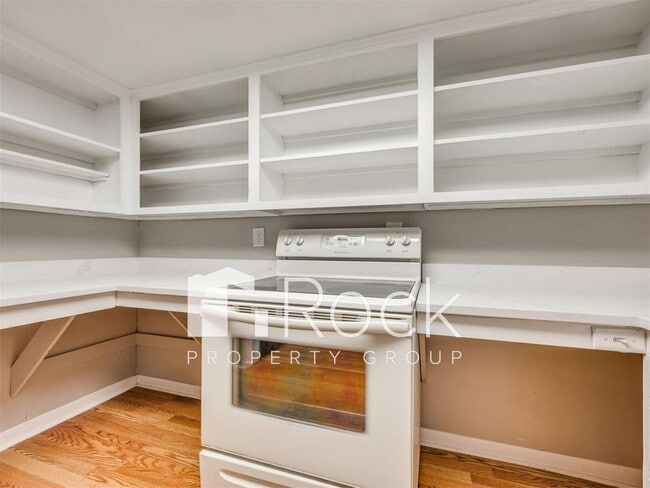 Building Photo - 3 Bedroom Home + 1 Bedroom Apartment near OCU and Uptown!