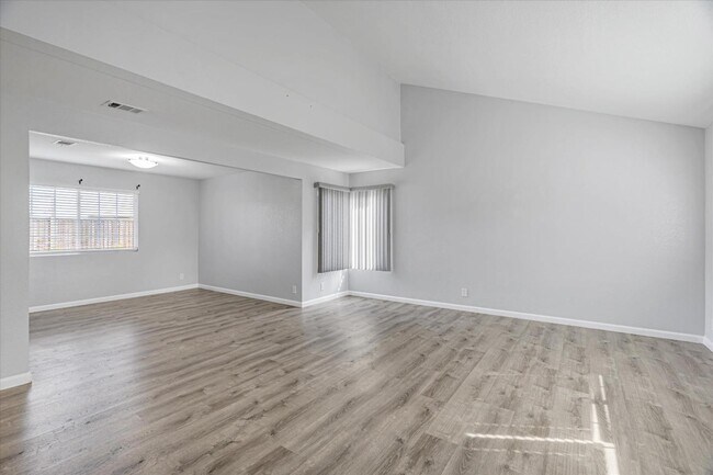 Building Photo - 2896 Tuers Rd