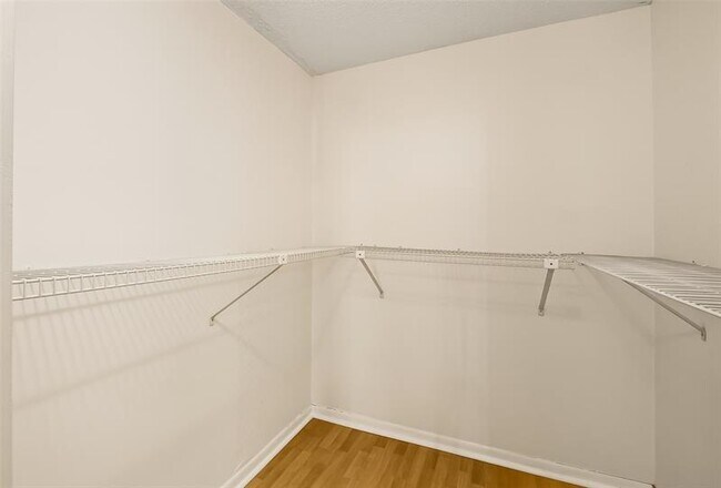 Building Photo - 2404 Antigua Cir