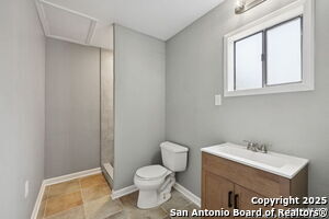 Building Photo - 1272 Rotherman