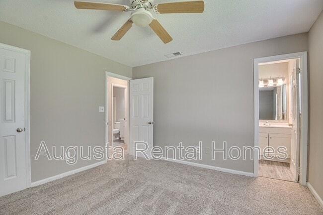 Building Photo - 940 Stevens Creek Rd