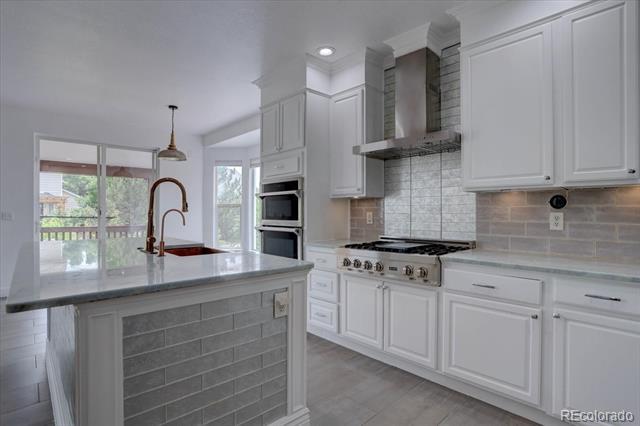 Building Photo - 17184 E Dewberry Dr