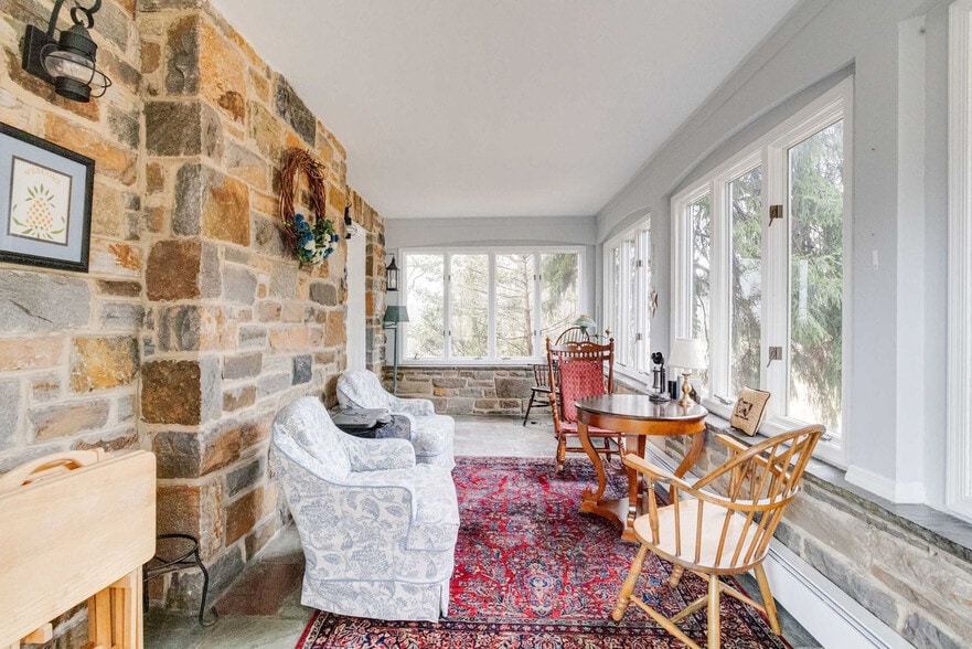 Building Photo - 10417 Liberty Rd