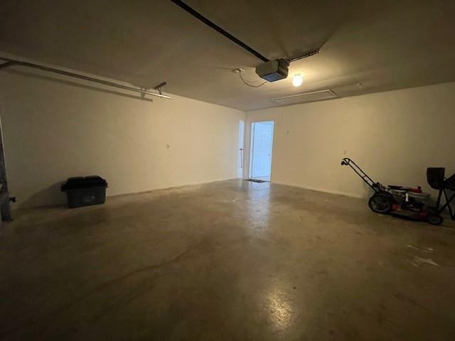 Building Photo - 1679 N Saddlehorn Ave
