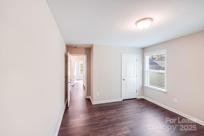 Building Photo - 13122 Oakhaven Glen Ln