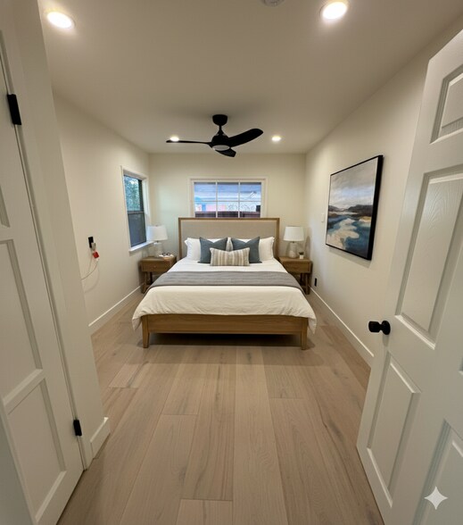 Building Photo - 1534 North Mariposa Avenue