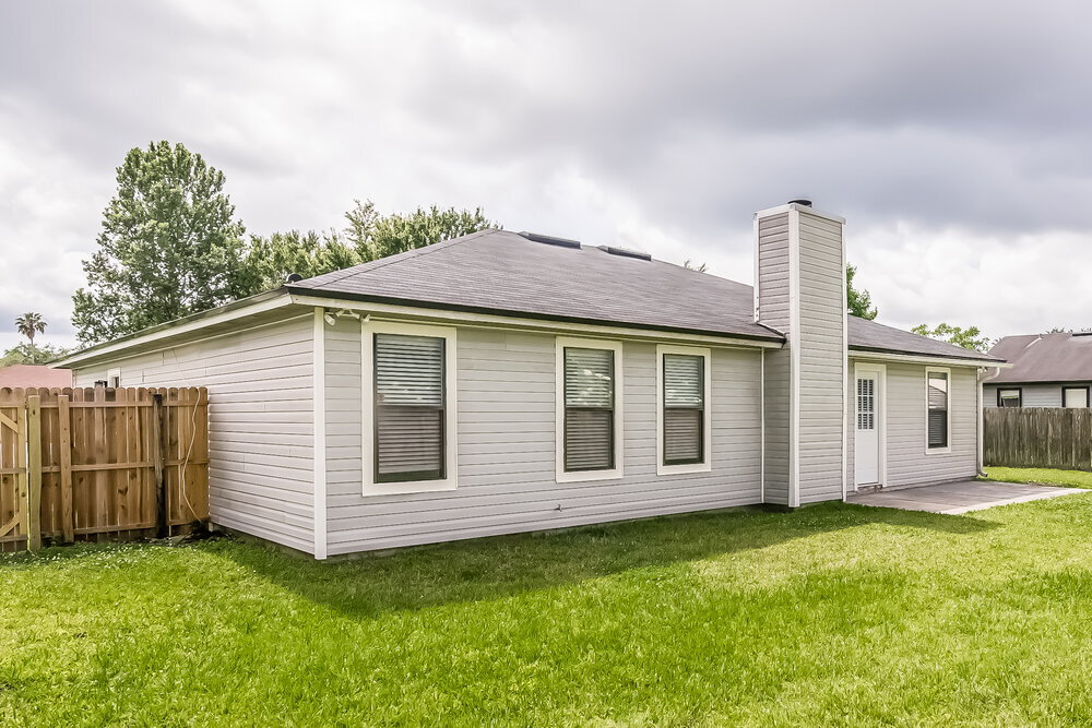 Building Photo - 1977 Apopka Dr