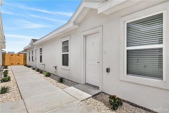 Building Photo - 12504 N 39th St