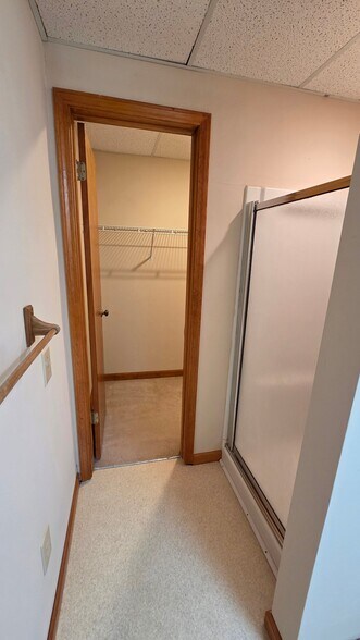 Building Photo - 3250 Governors Ct