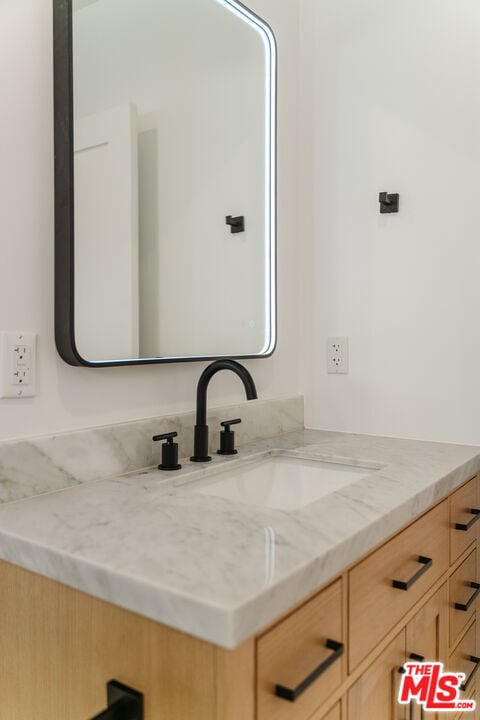 Building Photo - 6763 Lexington Ave