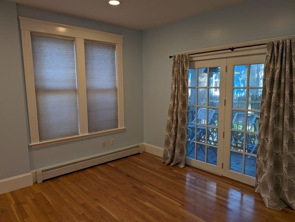 Building Photo - 2 Termine Ave