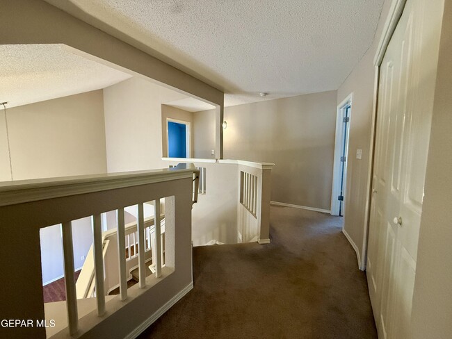 Building Photo - 1524 Bill Mueller Pl