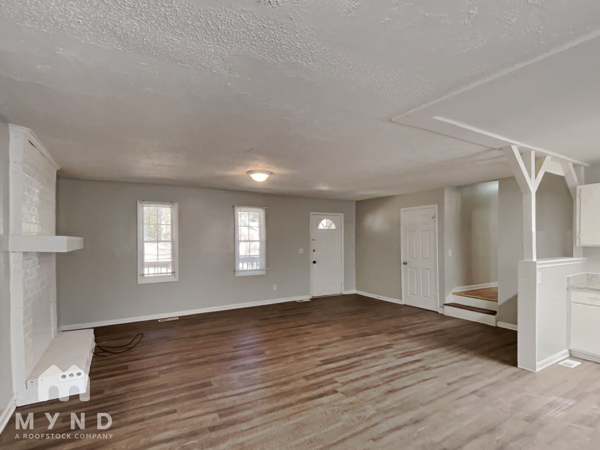 Building Photo - 546 Hardy Way