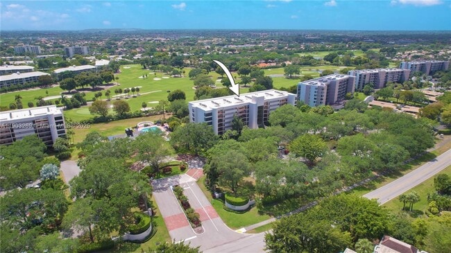 Building Photo - 6620 Boca Del Mar Dr