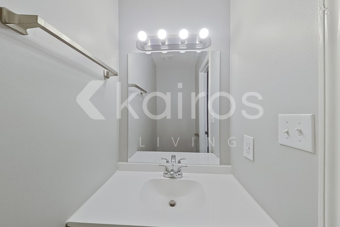 Building Photo - 160 Deer Pkwy