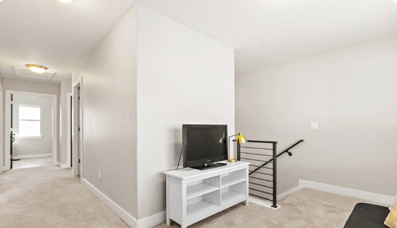 Building Photo - 9721 Fira Ln