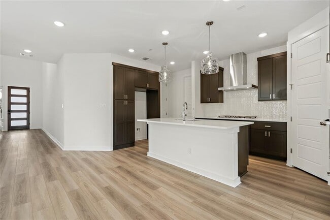 Building Photo - 2521 Dabster Dr