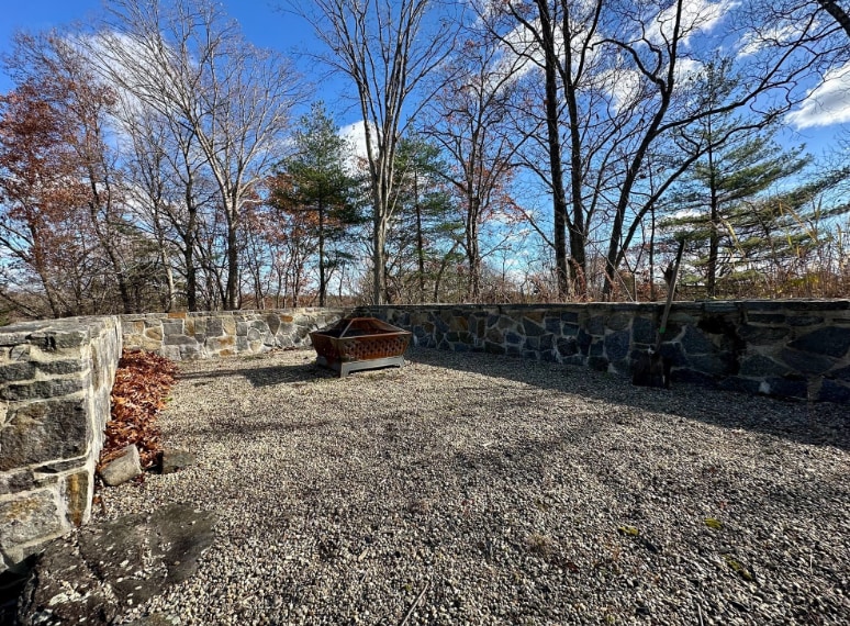 Building Photo - 29 Draper Cir