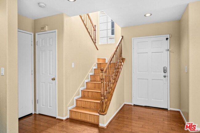 Building Photo - 18639 W Nathan Hill Dr