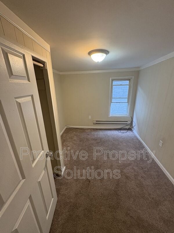 Building Photo - 850-850 Capouse Ave