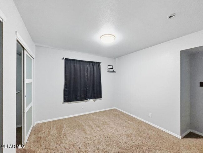 Building Photo - 13265 New Britton Dr