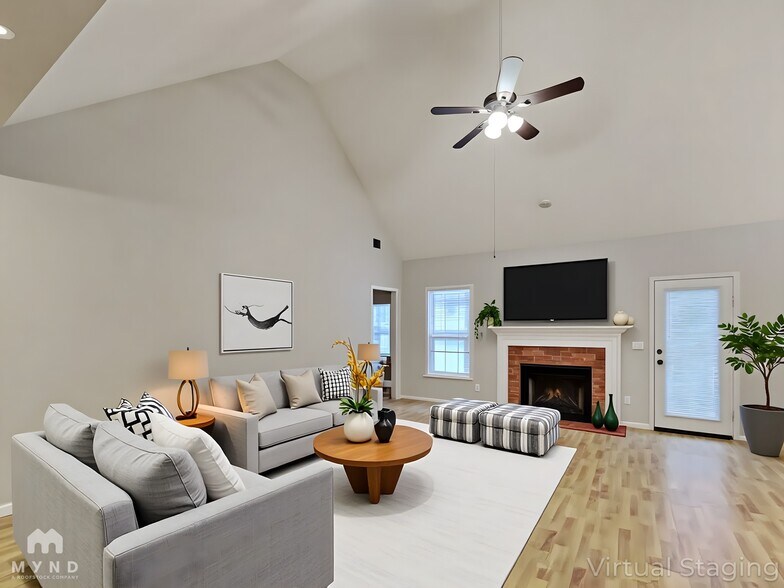 Building Photo - 540 Washington Dr