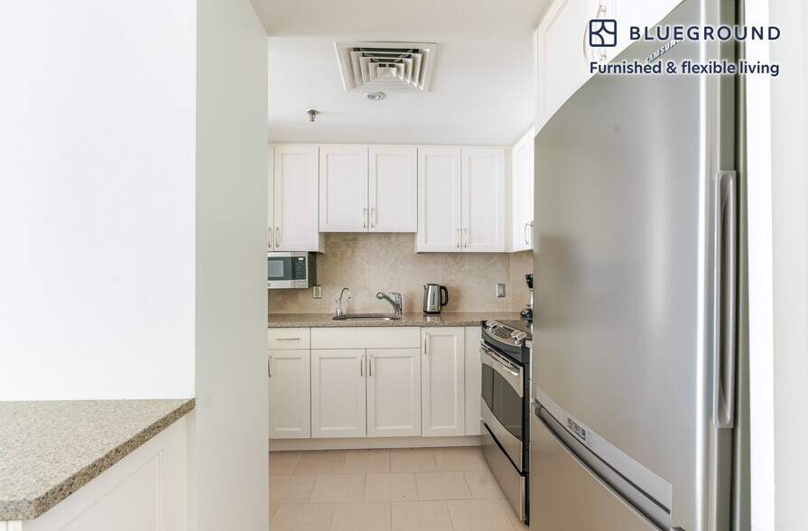 Building Photo - 425 8th St NW