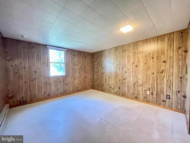 Building Photo - 3703 Towanda Rd