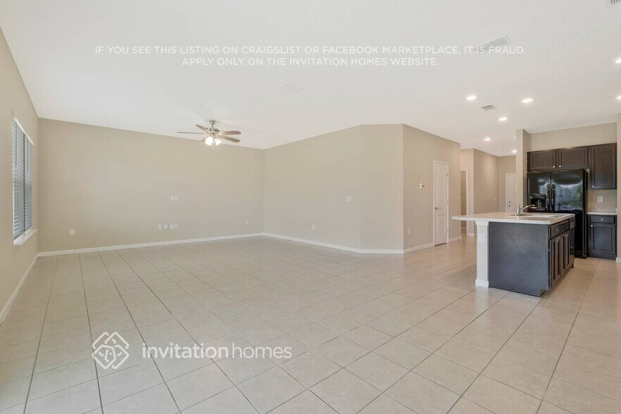 Building Photo - 240 Stone Arbor Ln