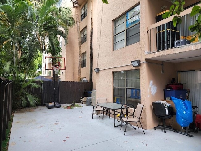 Building Photo - 13850 SW 62nd St