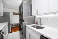 Building Photo - 2 bedroom in Bronx NY 10463