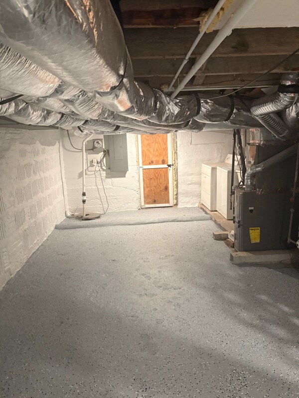 Building Photo - 639 E 29th St