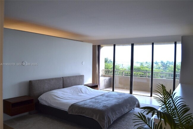 Building Photo - 11113 Biscayne Blvd