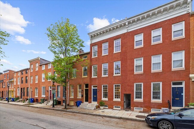 Building Photo - 656 Washington Blvd