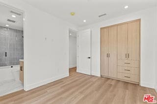 Building Photo - 5841 Kester Ave