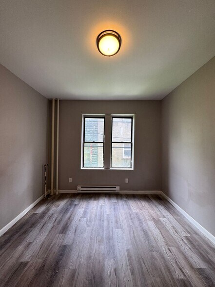 Building Photo - 6 Bergen Ave