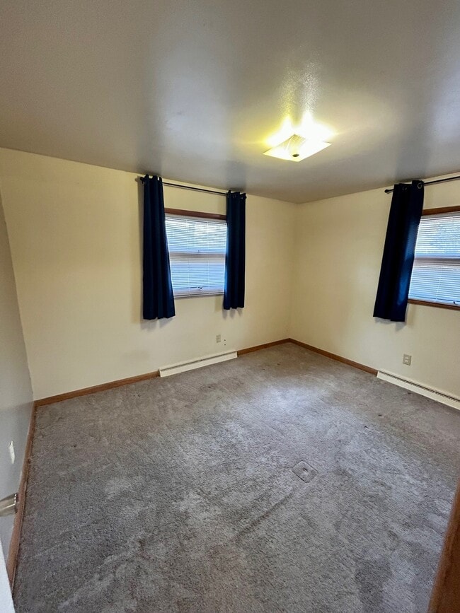 Building Photo - 245 Winchester Rd