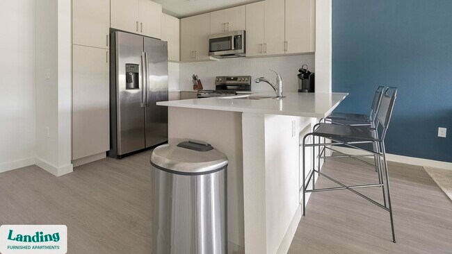 Building Photo - 7301 Lake Bank Lp